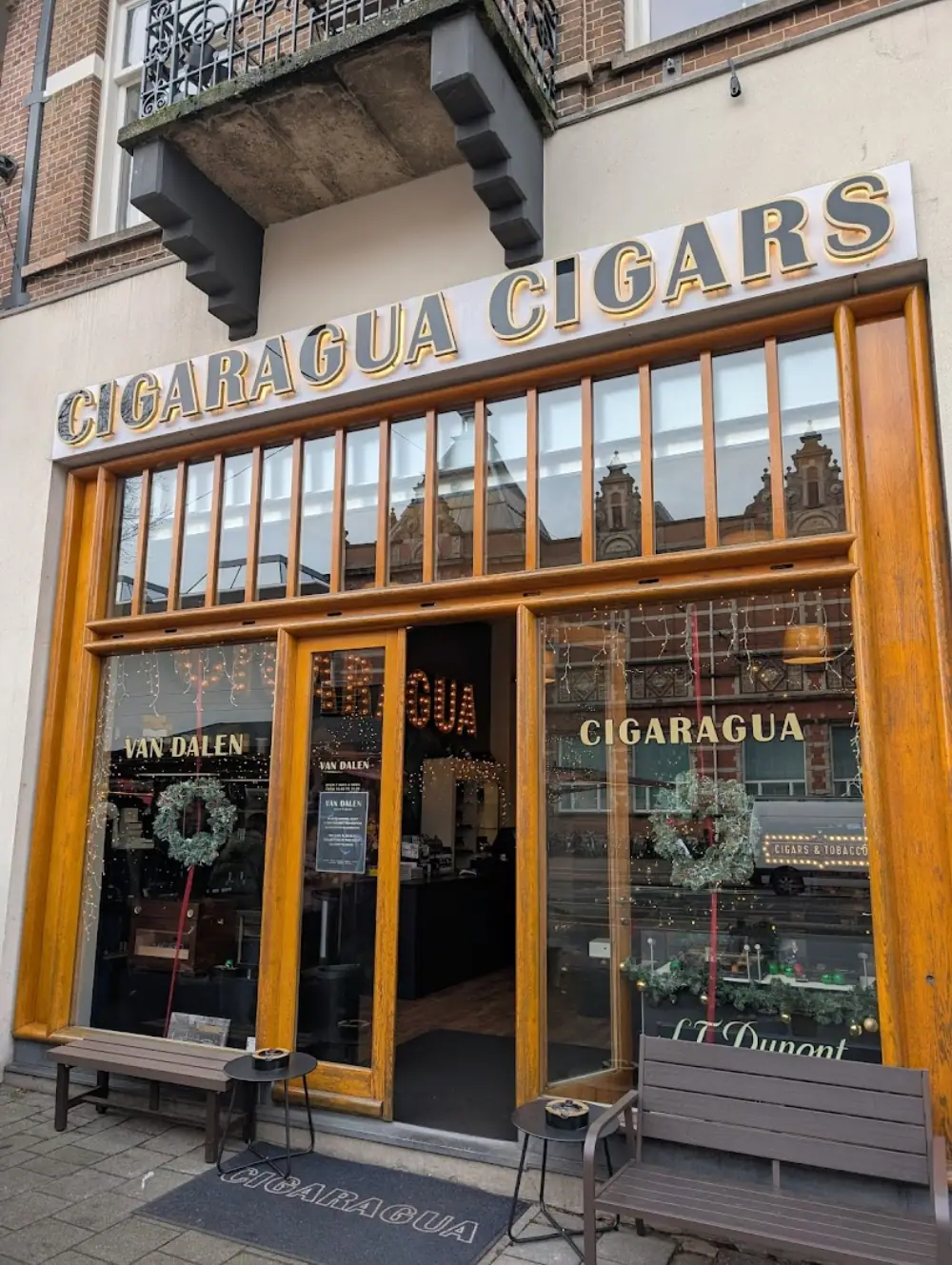 Cigaragua, Lounge