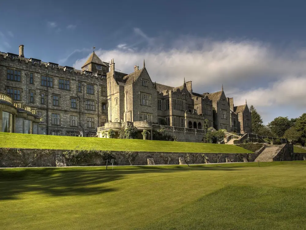 Bovey Castle, Lounge