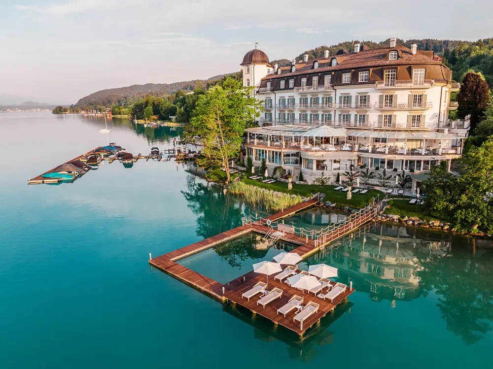 Hotel Schloss Seefels – Outdoor Cigar Lounge, Venkovní posezení