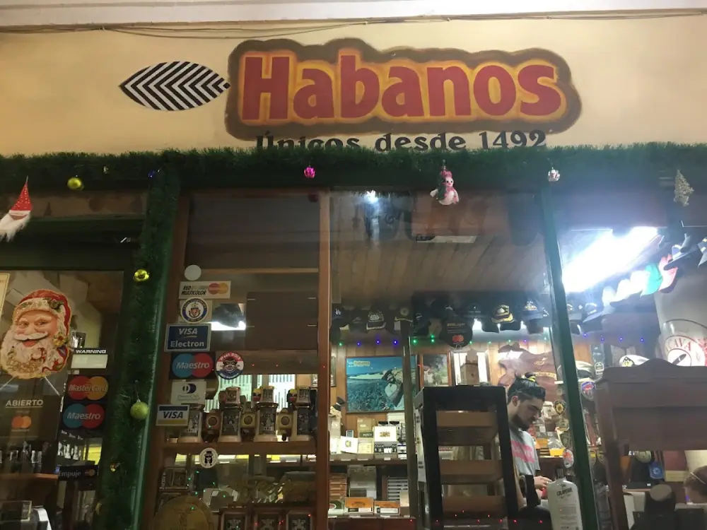 La Cava del Puro, Obchod s posezením
