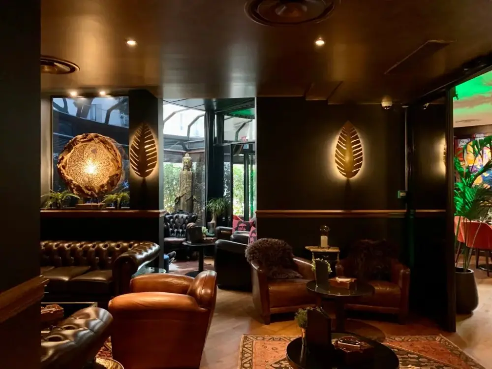 Casa Pelletier, Lounge