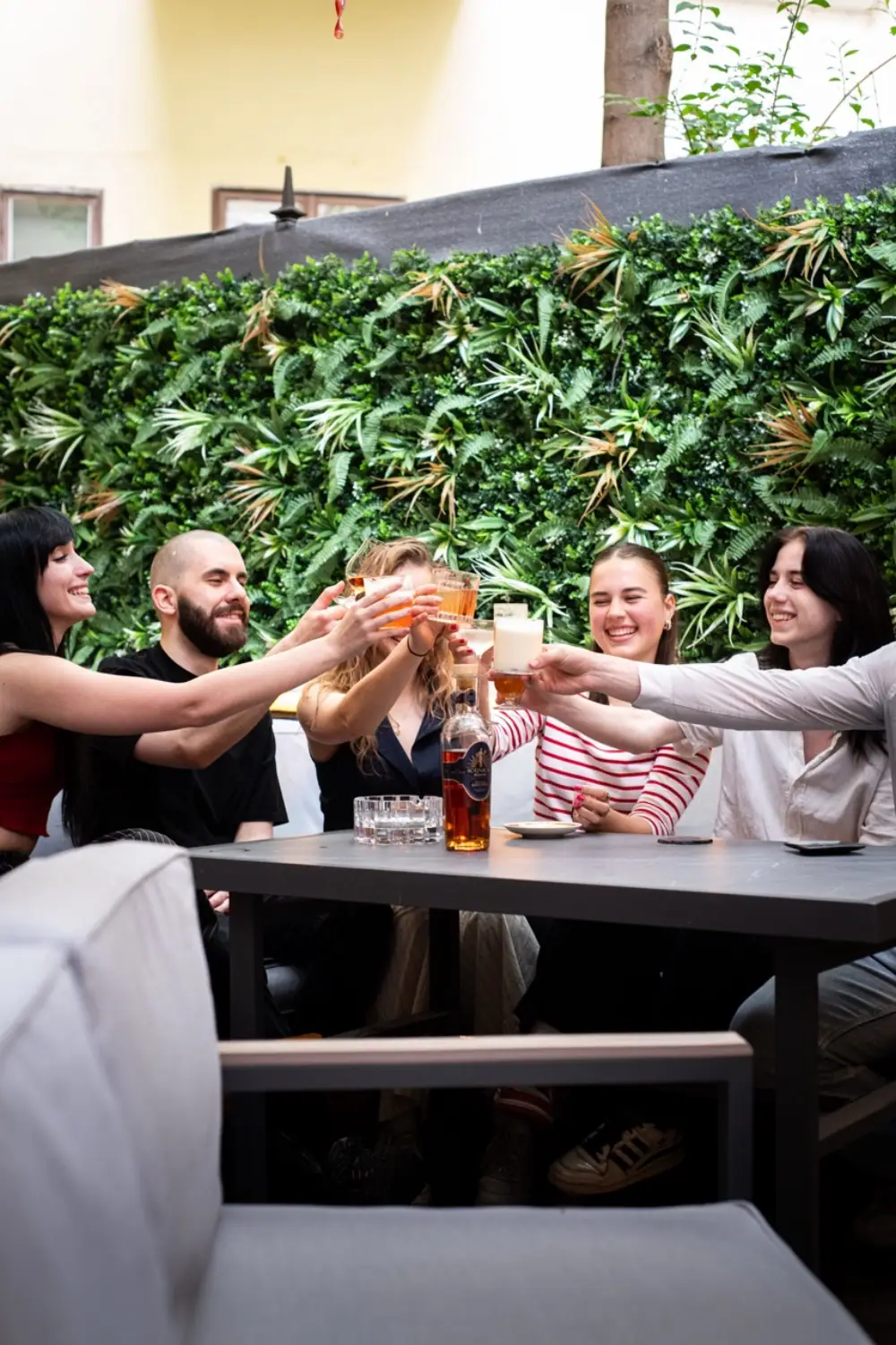 La Casa de La Havana vieja bar, Venkovní posezení