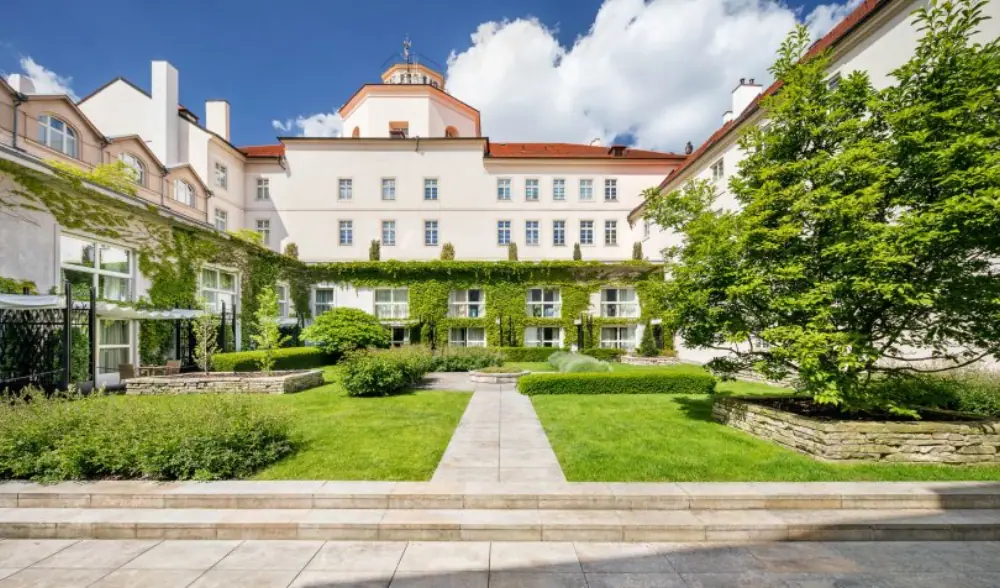 Cigar Lounge – Mandarin Oriental Praha, Lounge