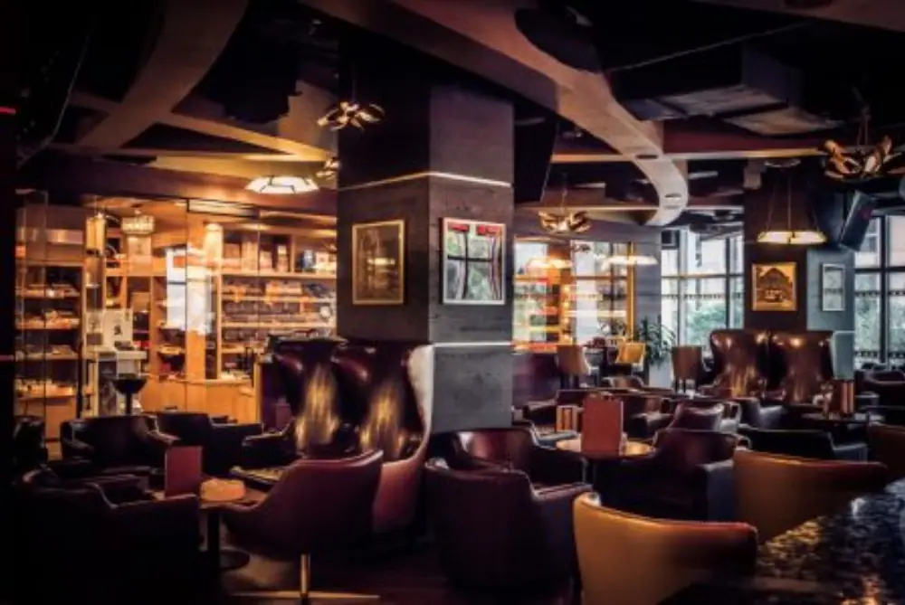 Empire Social Lounge Brickell, Lounge
