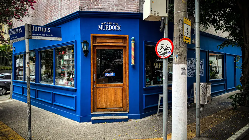 Murdock House Barber Shop and Tobacco Shop, Bar