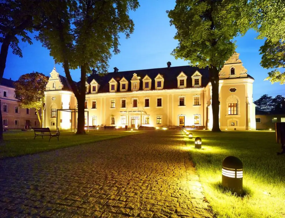 Hotel Zamek Lubliniec, Venkovní posezení