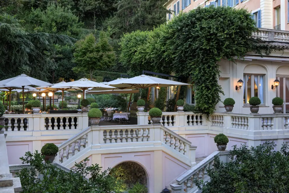 Hotel de Russie - Stravinskij, Outdoor seating